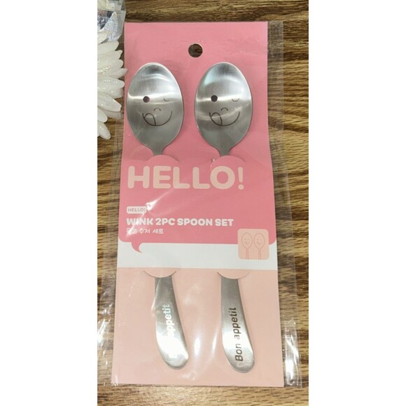 Hello! Flatware Wink Spoons Stainless Steel Cute Fun Design Kitchen Set - Picture 1 of 4
